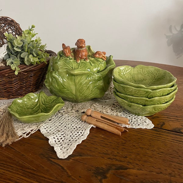 Vintage Cabbage / Lettuce Serving set - Holland Mold - vintage Easter