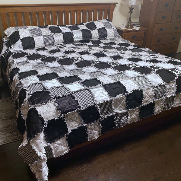 Farm Fancy - King Size Patchwork Rag Quilt With Shams