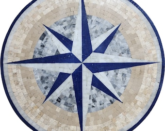 Mosaico in marmo con rosa dei venti nautica: medaglione in pietra fatto a mano