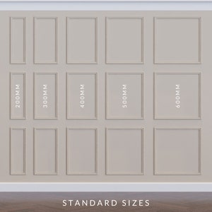 K&ouml;nnte beinhalten: Eine Wand mit neun gerahmten Quadraten, die verschiedene Standardgr&ouml;&szlig;en in Millimetern zeigen: 200 mm, 300 mm, 400 mm, 500 mm und 600 mm. Der Text "STANDARDGR&Ouml;SSEN" befindet sich am unteren Rand des Bildes.