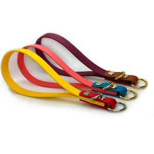 バイオセインハンドルアダプター | ハンズフリーリーシュハンドルコンバーター | ハンズフリーリーシュを通常のリーシュに変換 | 防水 | 耐久性