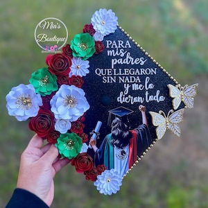 Adorno para birrete de graduación mexicano personalizado con diseño floral de girasol para mis padres