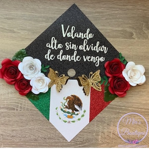 Graduation cap topper mexican Custom Personalized Mexican Graduation cap  Floral Sunflowers Para Mis Padres
