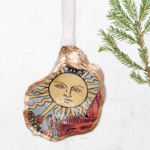 The Sun Tarot Card Oyster Shell Christmas Ornament: Ryder Waite Major Arcana