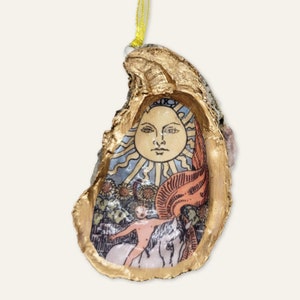 Enfeite de árvore de Natal com cartas de tarô do Sol Ryder Waite, Arcanos Maiores do Sol, presente pagão exclusivo de Natal, presentes incomuns, feriado ecológico