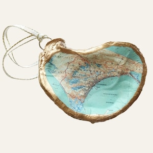 KOSTENLOSER VERSAND Andenken Austern Ornament mit Karte von Cape Cod Massachusetts Upcycled