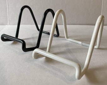 Small Non Adjustable Vinyl Coated Wire Easel 2 1/2&quot; x 2 1/2&quot; in Black or White
