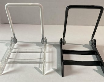Large Plastic Display Easel with Coated Wire for Adjusting in Black or Clear