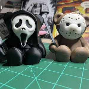 3D Printed Halloween Horror Bear Figurines – Creepy Cute Collectibles, Spooky Teddy Bear Decor