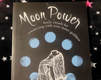 Moon Power | Simone Butler 2017