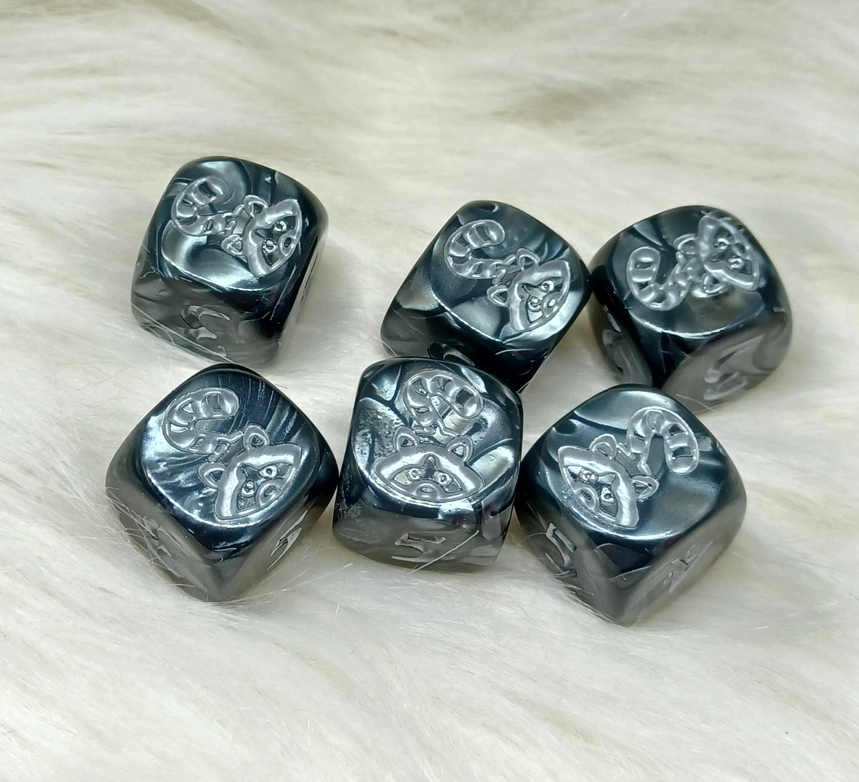 Raccoon Dice - Set of 6 Engraved D6 Dice - 16mm - Free US Shipping