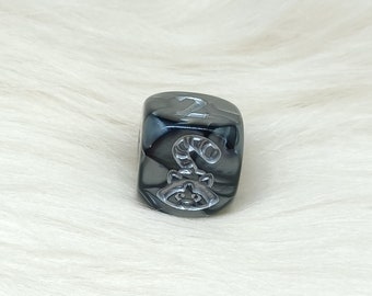 Raccoon Dice - ONE Engraved D6 Dice - 16mm