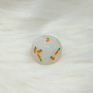 Carrot Dice - ONE Engraved D6 Dice - 16mm