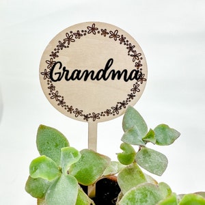 Pacote de arquivos SVG de estaca de planta, estaca de jardim cortada a laser para presente de dia das mães, modelo de marcador de jardim, projeto GlowForge, downloads digitais