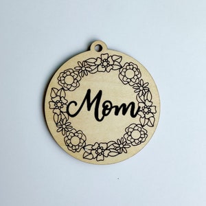 Mom Tag SVG Bundle File, Mother’s Day Tag SVG Template, Laser Cut DIY Gift Tag for Mom, Glowforge Pattern Laser Cut Bundle, Digital Download