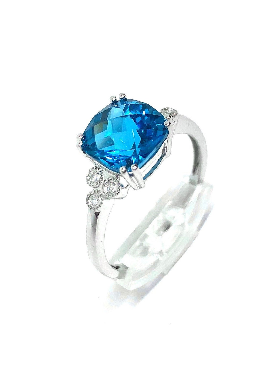 Goldilox is a Selflocking Removable Ring Guard Ring Sizer Etsy Canada