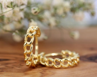 Gold Chain Link Earrings, Minimalist Huggie Hoop Earrings for Women