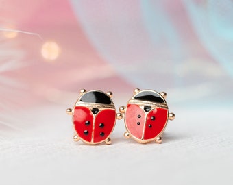 InspireMe Family Owned Cute Ladybug Stud Earrings InspireMe Family Owned Cute Ladybug Stud Earrings