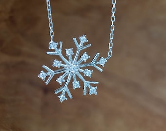 Silberne Schneeflocke Halskette für Frauen, Schneeflocke Schmuck Geschenk für Sie