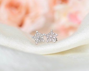 Christmas Snowflake Earrings, Sterling Silver Stud Earrings Gift for Women, Christmas Jewelry Ideas for Women