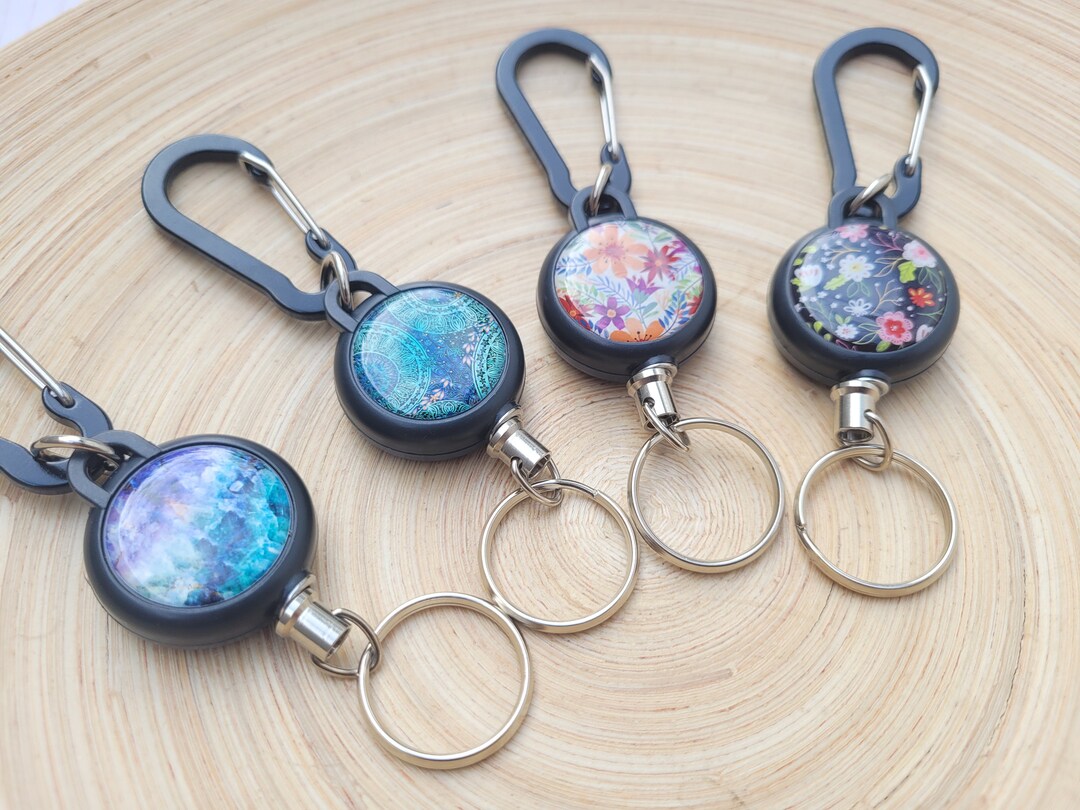 Retractable Key Ring With Carabiner Clip. Stylish and Sturdy Reel for
