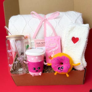 Galentines Day Gifts, Hygge Valentines Gift Box, Valentines Gift Basket, Best Friends Gift Box, Valentine's care package, Friendship Box BOX #2