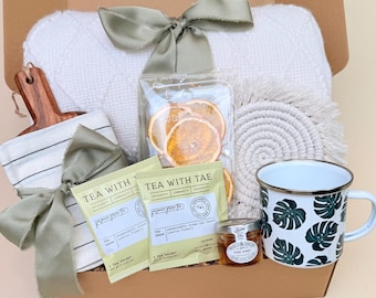New Homeowner Gift Basket, Housewarming Gift Box, Realtor Gift for Clients, Welcome Gift, Thank You Gift Box from Realtor, New Condo Gift