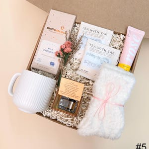 Thoughtful Mother’s Day Gift, Mother's Day Gift Basket, Best Mom Ever Gift Basket, Daughter to Mother, Mom Gift Set BOX #5