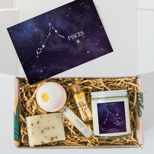 Pisces Zodiac Candle - Gift box set