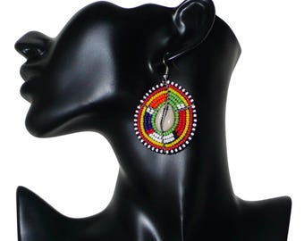 Ohrringe des Maasai-Stammes aus Perlen und Kaurimuscheln – 6 cm lang | Traditioneller afrikanischer Schmuck