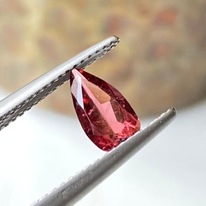 0.80 Carat Pink Tourmaline Gemstone: Faceted Pear Cut, Jewelry Making