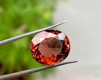 7.95 Ct AAA Orange Tourmaline Gemstone, Oval Cut (13 x 11.4 x 7.5 mm)