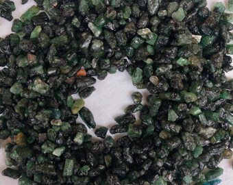 Natural Zambia Emerald Rough ___ Raw Emerald ___ 4 to 6 mm ___ Untreated Rough ___ Jewelry Making.