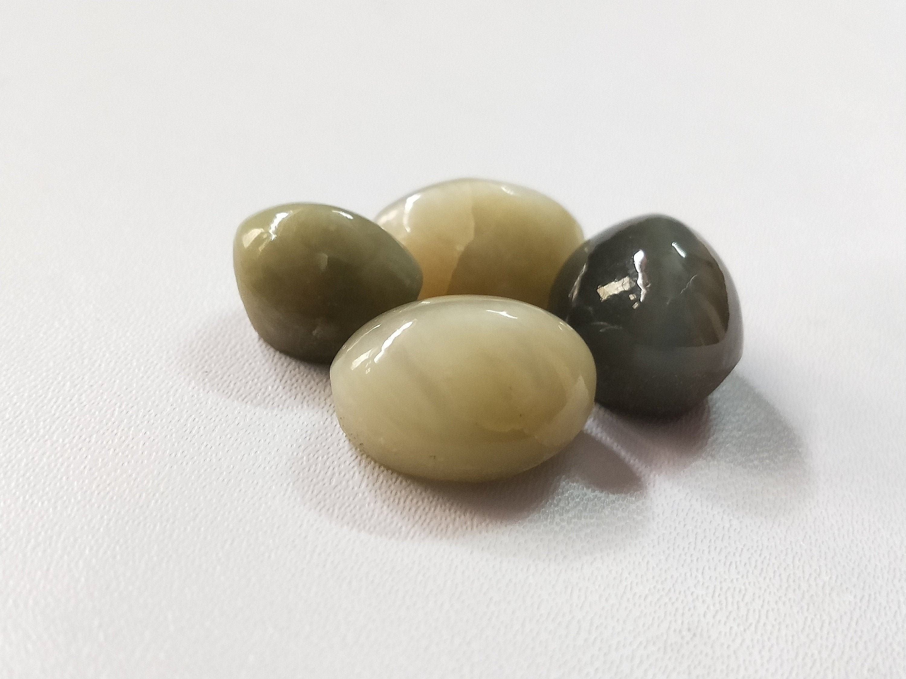 Beautiful Natural Cat's Eye Stone Natural Cat's Etsy
