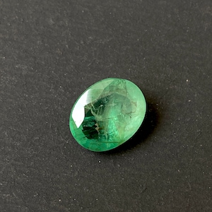 4,5 karatowy kamień szlachetny szmaragd, 12 x 9,5 x 5 mm, naturalny szmaragd z Zambii o owalnym szlifie, fasetowany kamień narodzin maja Piękny owalny luźny szmaragd