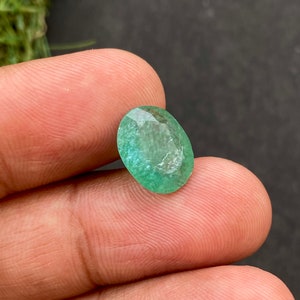 3.9 Cts Old Beryl Emerald Oval Faceted Loose Emerald May birthstone emerald gemstone for jewelry making ~ 13 x 10 x 4 mm