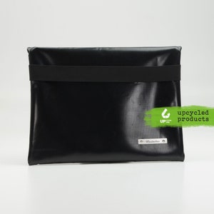 GERECYCLED notebookhoes 13"-14" Macbook-hoes Ella / gemaakt van gebruikt dekzeil / geüpcycled geen afval