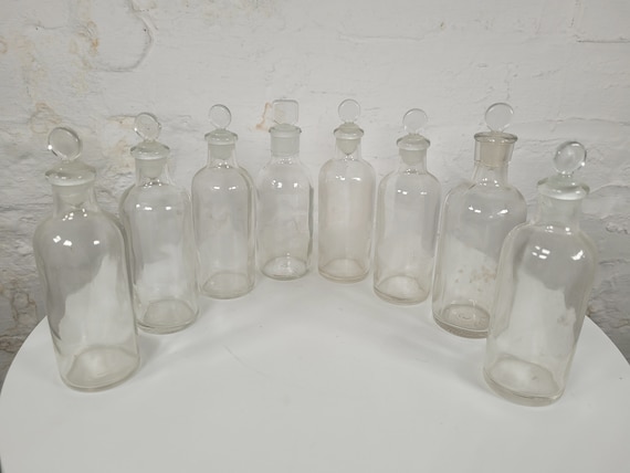 アンティークガラス瓶8個のコレクション / 薬瓶 / アンティークボトル