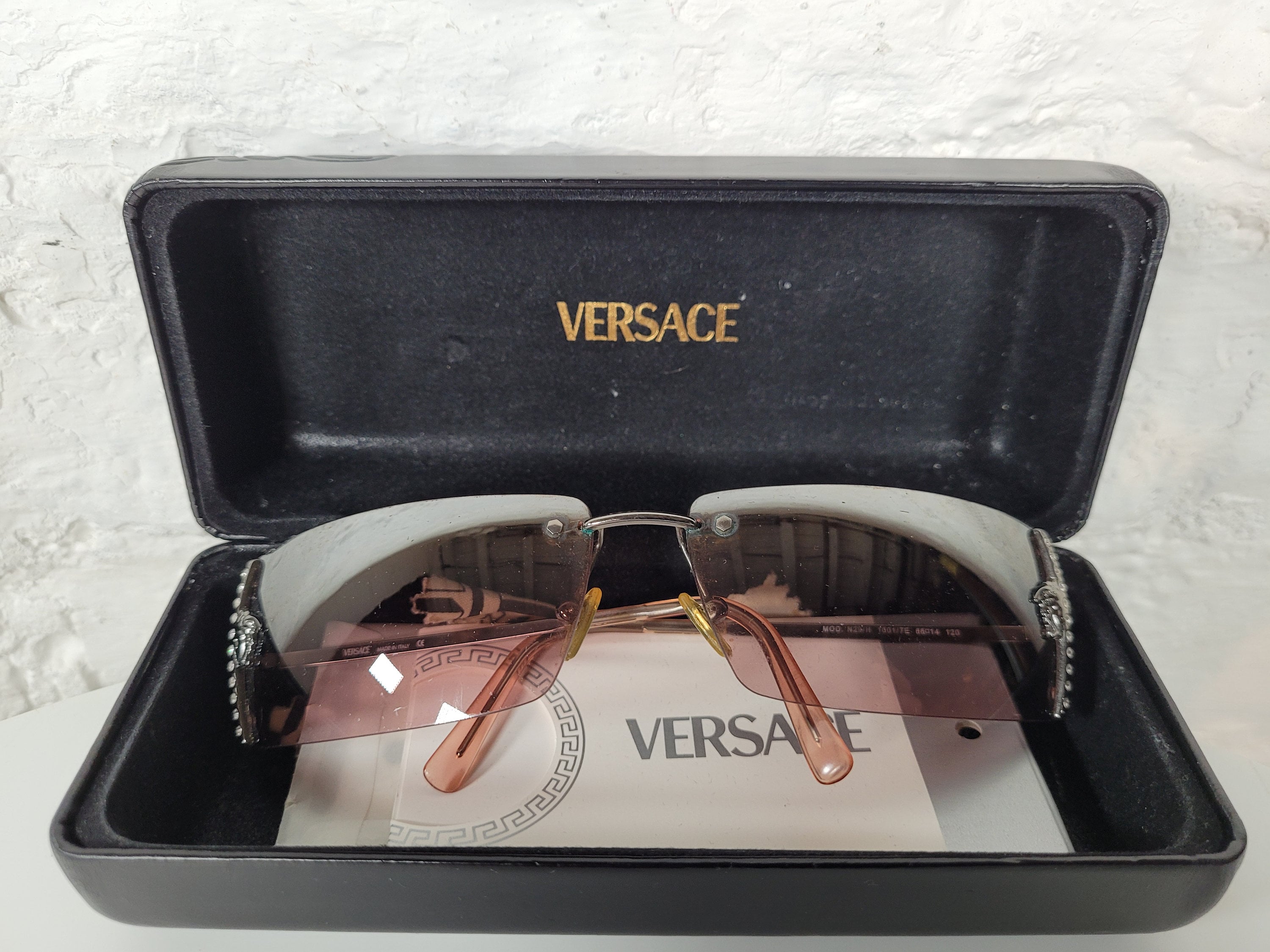 小物 VERSACE Medusa Rimless Sunglasses y2k Vintage Versace Pink Sunglasses / Y2K Sunglasses / Rimless