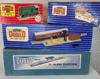 Vintage Hornby Dublo Model Railway Collection in Original Boxes / Four Vintage Model Train and Accessories