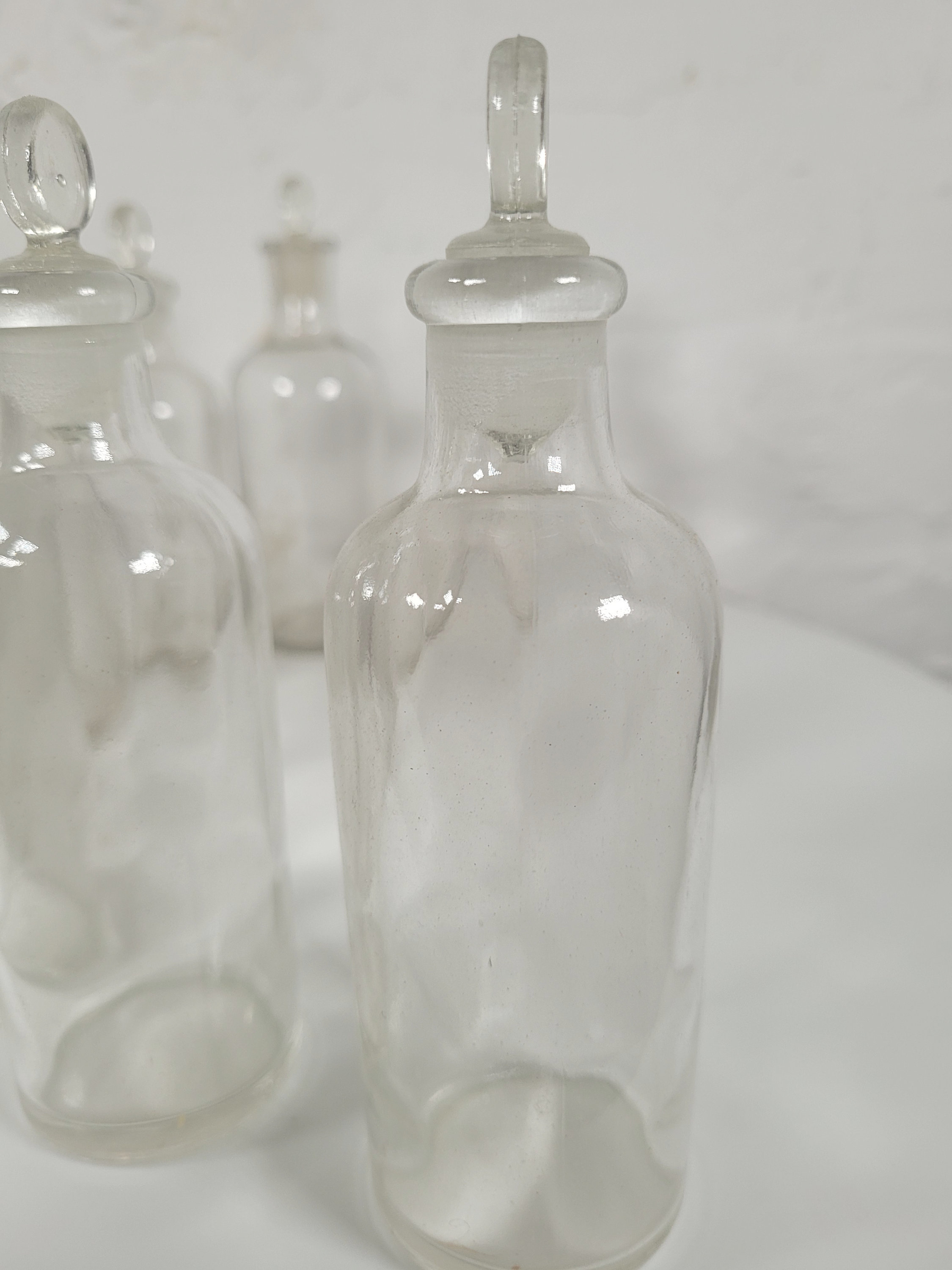 アンティークガラス瓶8個のコレクション / 薬瓶 / アンティークボトル