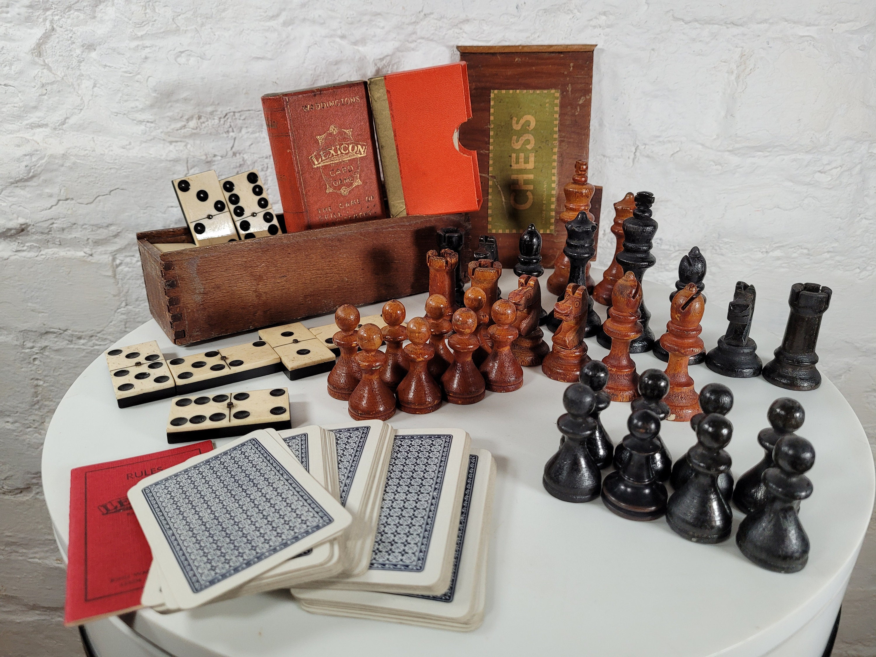 C18th French chess set – Chess Sets - The Historic Games Shop