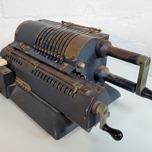 Antique Odner and Gotebrig Mechanical Calculator / 1920&#39;s Accountancy Tool / Antique Calculator / Pinwheel calculator