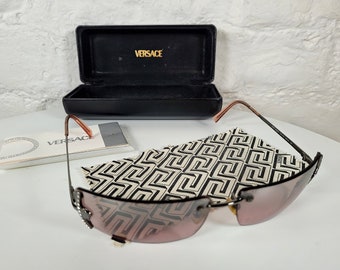 美品✨️ VERSACE MOD.2006 サングラス HYDE着用モデルY2K 美品✨️ VERSACE MOD.2006 サングラス HYDE着用モデルY2K