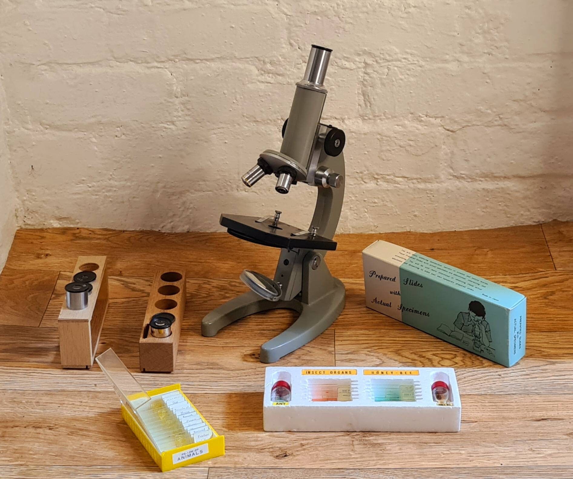 Vintage Microscope With Specimen Kit and Microscope Slides Etsy UK