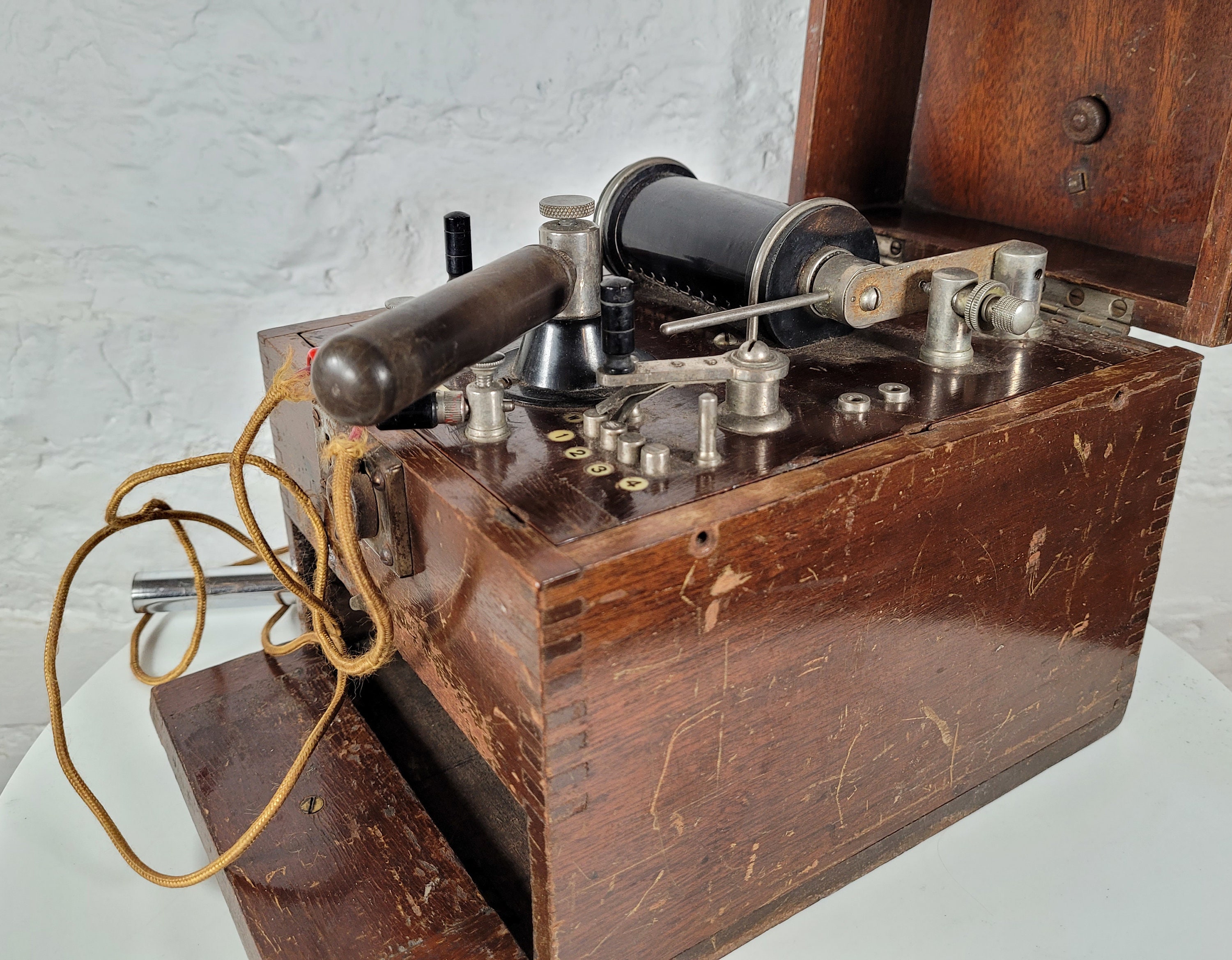 Antique Quackery Medicine Shock ECT Electroconvulsive Therapy Machine  Electrodes