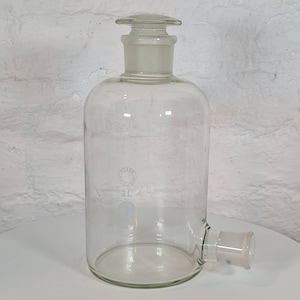 Vintage Pyrex Chemist&#39;s Bottle / Vintage Labratory Equipment / Vase