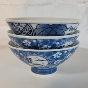 Three Vintage Chinese Soup Bowls / Blue and White China / Blue and White Pottery / Traditional Chinese Pottery