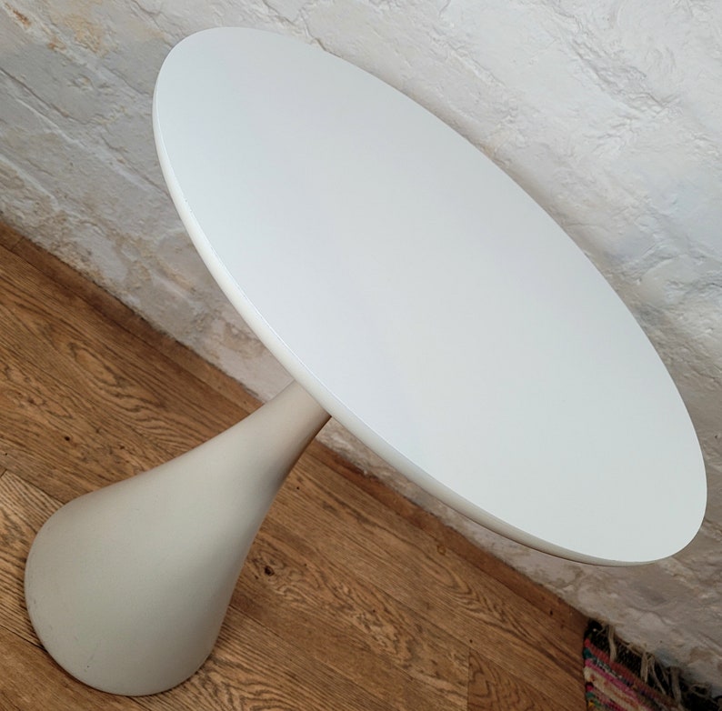 Vintage Arkana Mushroom Side Table / White Tulip Side Table / Maurice