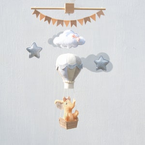 Elephant Baby Mobile/Elephant Nursery Decor/Hot Air Balloon Baby Mobile/Neutral Color Baby Mobile/Hanging Mobile/Baby Shower Gift